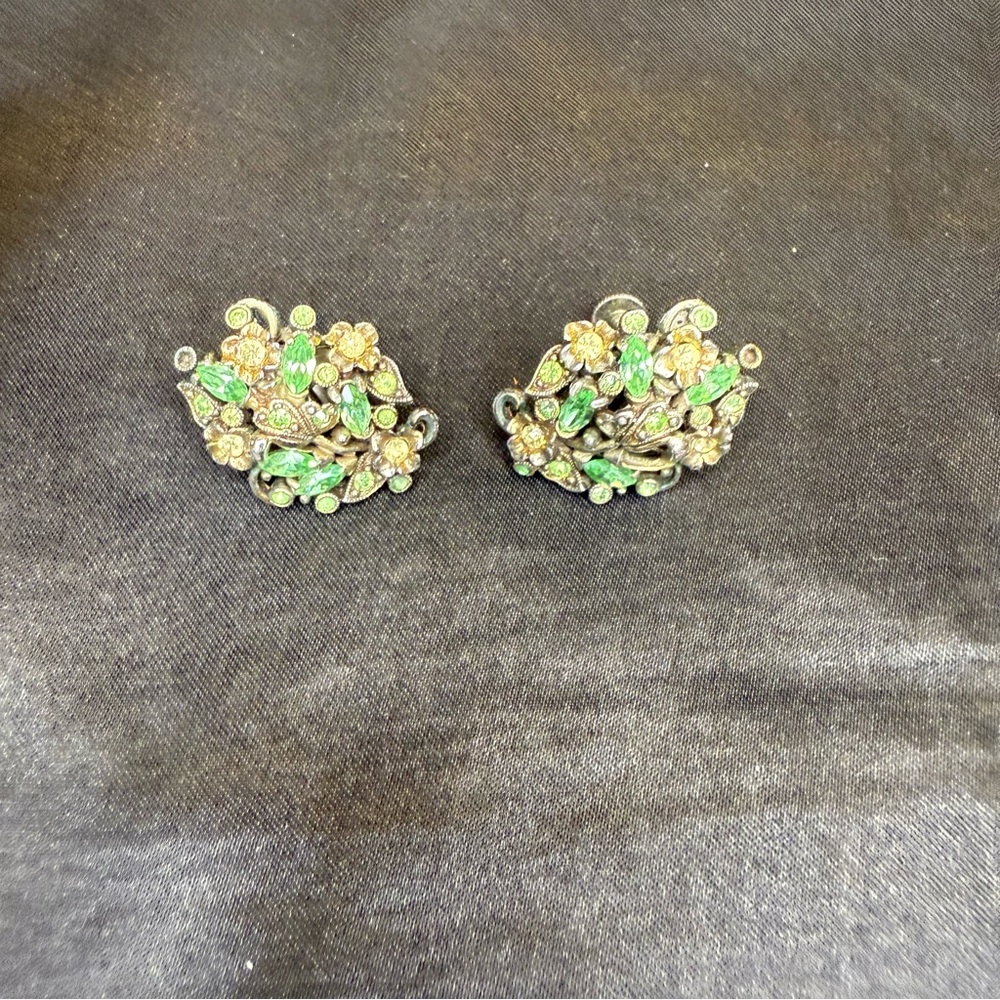 Hollycraft Vintage 1950 Screw Back Green Peridot & Rhinestone Earrings